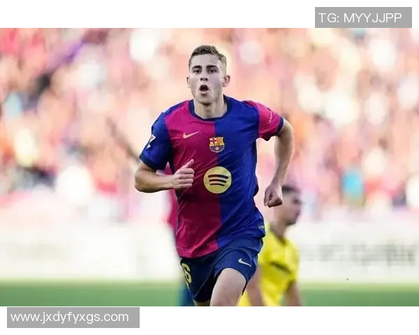 世体：费尔明今日将承受查看确认周末能否上场，估计欧冠复出